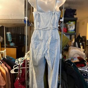 Cute stripped overalls